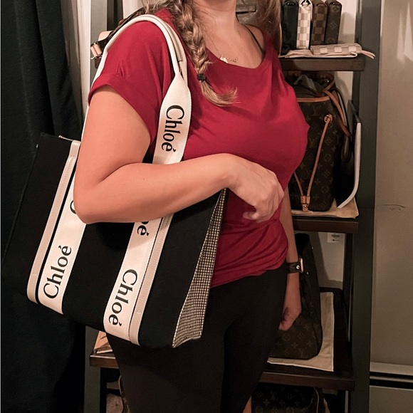 Chloe Felt Calfskin Medium Woody Ribbon Tote Navy/Black - Picture 7 of 8